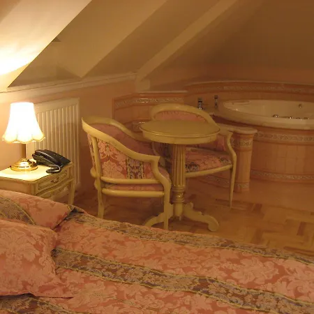 Palac Ξενοδοχείο Smilowice