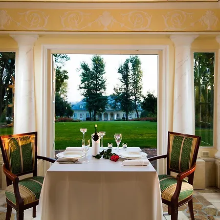 Palac Ξενοδοχείο