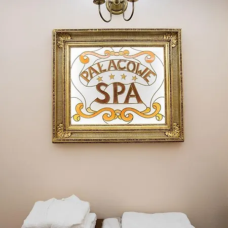 Palac Ξενοδοχείο 4*